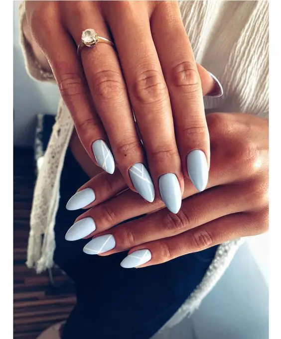 blue and white nails, white and blue nails, blue nails, white nails