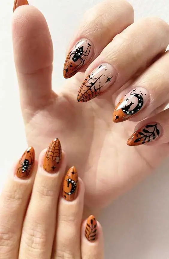 The best witchy nails for a grunge look