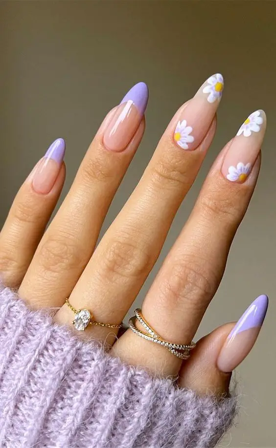 The best daisy nails and daisy nail designs for a delicate manicure