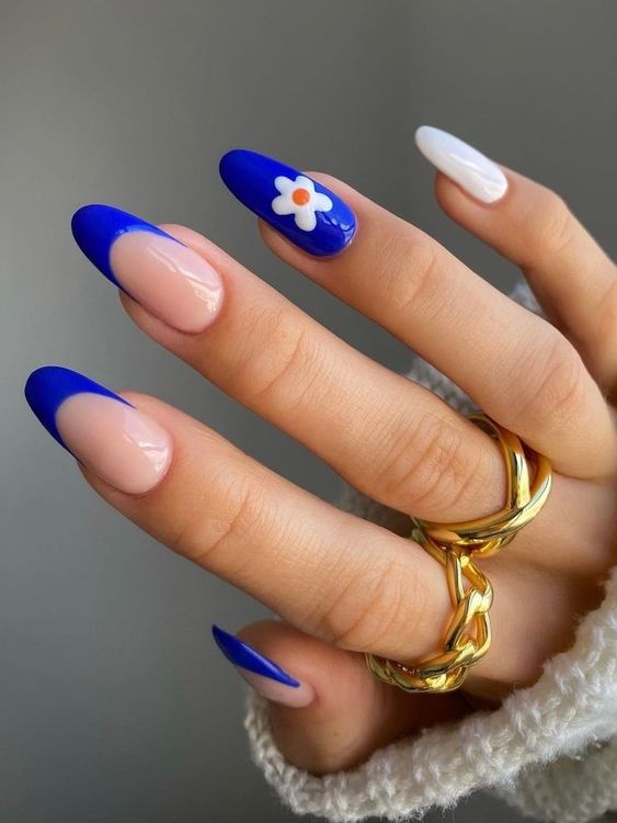 The top royal blue nails, royal blue nail ideas, and royal blue nail designs