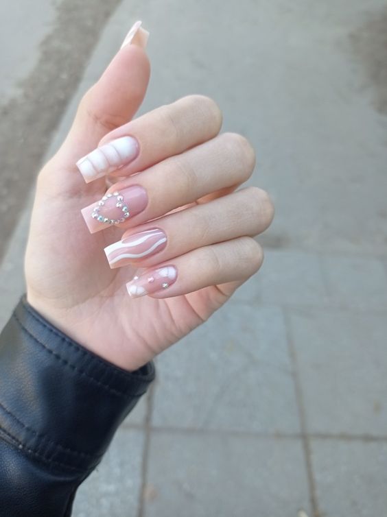 White valentine's nails