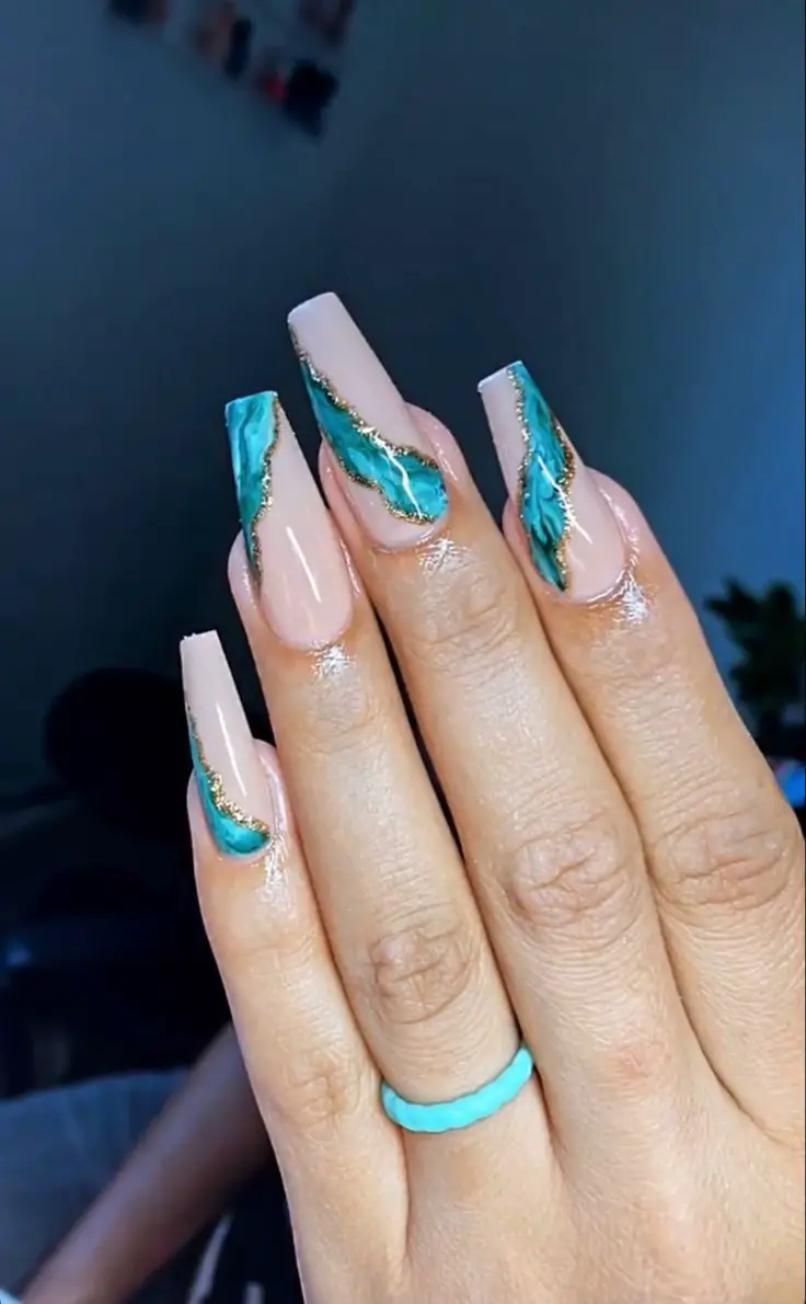 The top turquoise nails and teal nails right now