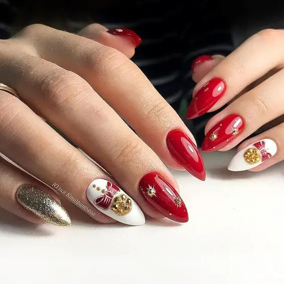 christmas acrylic nails