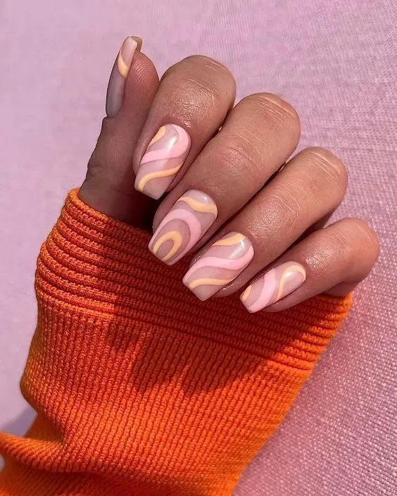 peach nails