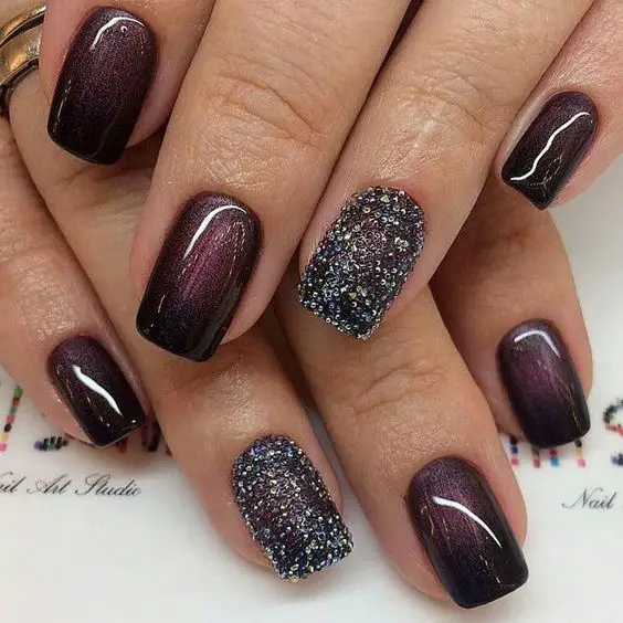 The Best Dark Purple Nails & Dark Purple Nail Designs