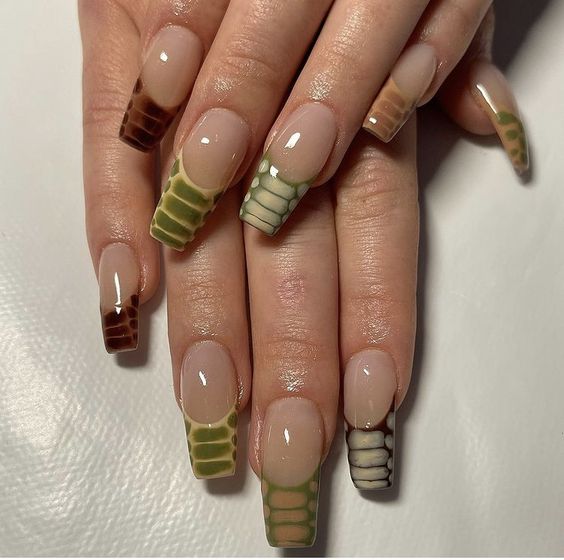 The best crocodile nails