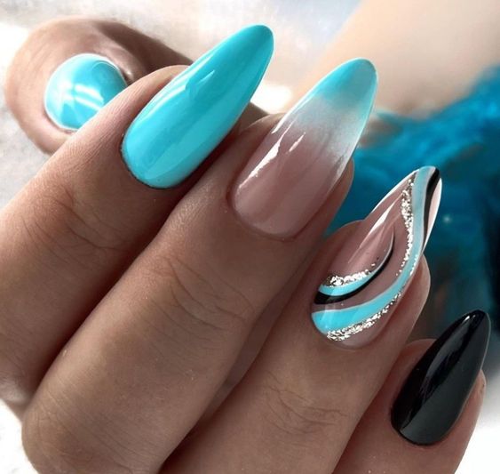 The top turquoise nails and teal nails right now