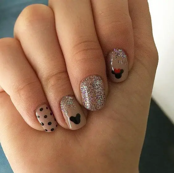 Disney nails and Disney nail designs including simple Disney nails