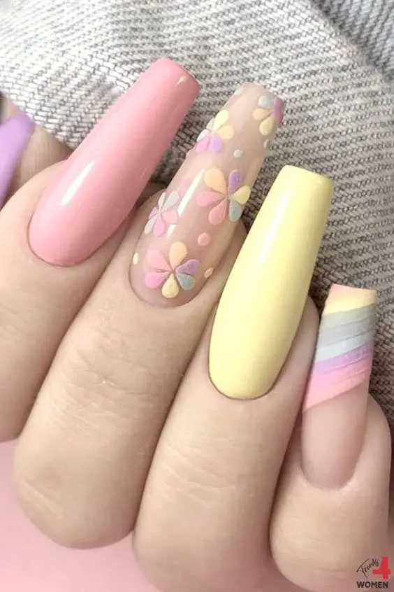 The prettiest pastel nails and pastel nail designs to try