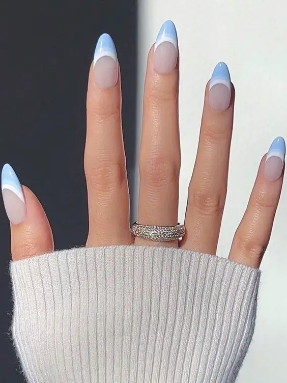 Baby blue nails and baby blue nail designs