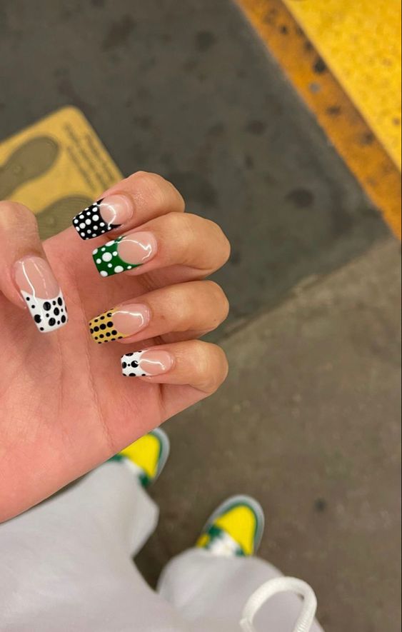 polka dot nails