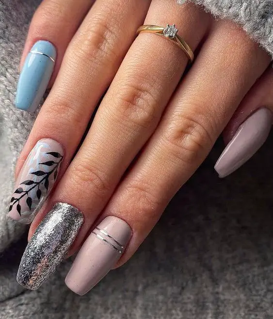 Trending February nails, February nail ideas, and February nail designs to try