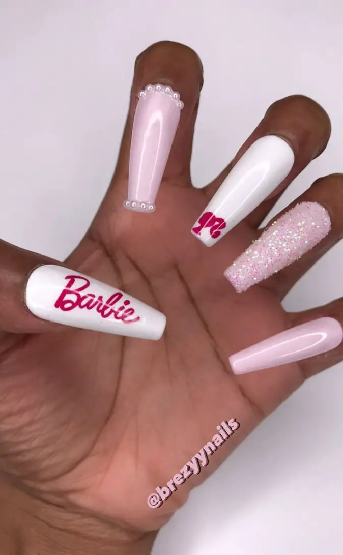 The best barbie nails for the barbiecore aesthetic