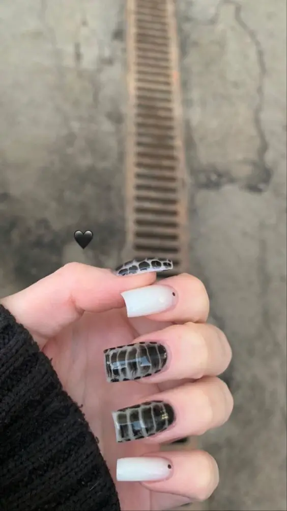 The best crocodile nails