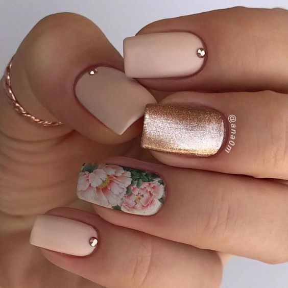 The prettiest pink rose nails and rose nail designs for your next manicure