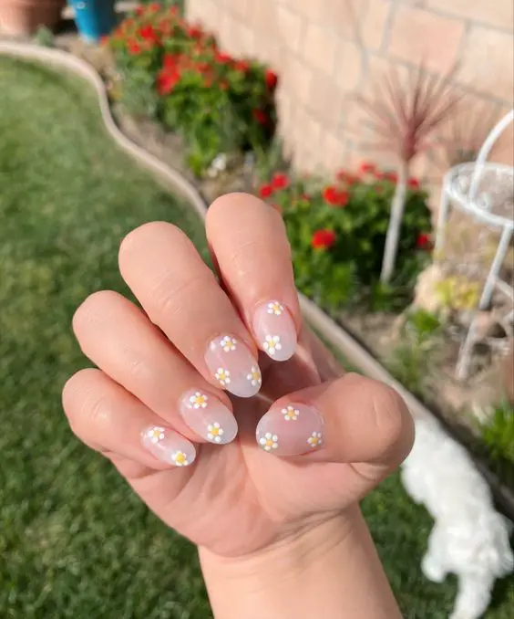 The best April nails and April nail designs for your spring nails