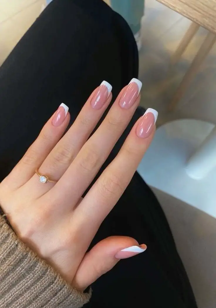 White valentine's nails