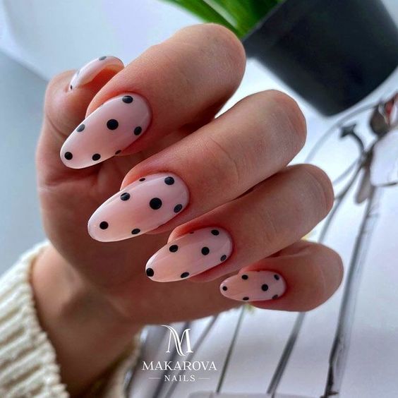 Top oval nails including short oval nails, oval nail designs, acrylic oval nails, long oval nails, the oval nail shape, and other oval nail designs