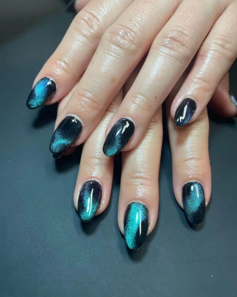 The hottest trend right now: cat eye nails including the classic cat eye nails design and interesting cat eye nail ideas