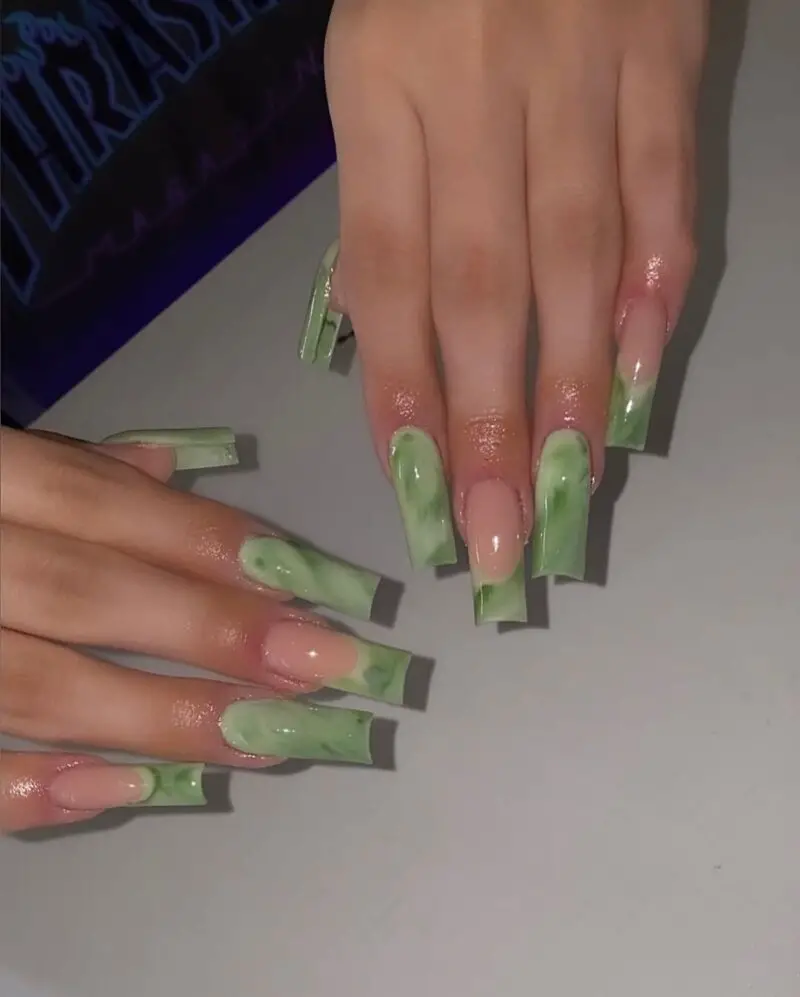 The top light green nails and light green nail designs