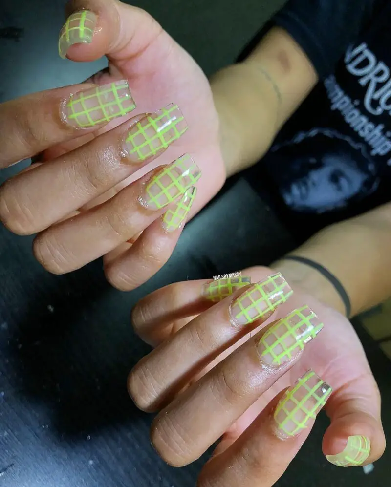 The top light green nails and light green nail designs