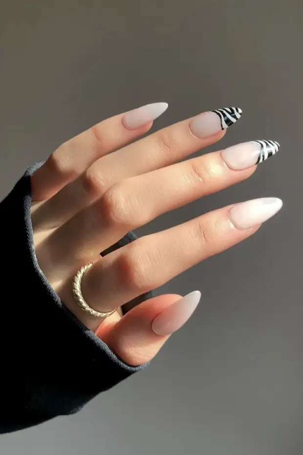 The top black and white nails, black and white nail designs, black and white nails acrylic, black and white nail art, and more black and white nail ideas