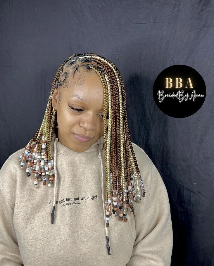 mixed colour knotless braids with beads