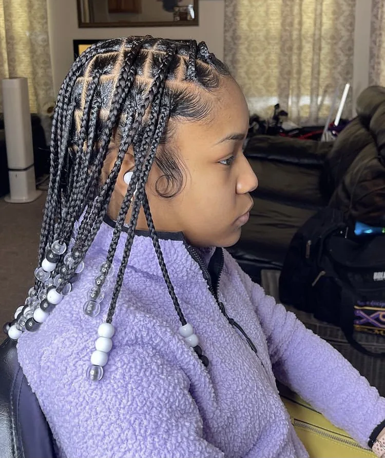 knotless box braids with clear and white beads