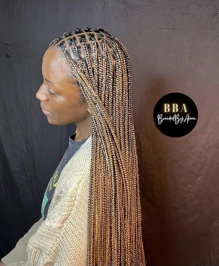 honey brown mixed colour knotless braids