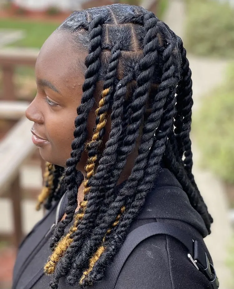 shoulder length invisible locs with peekaboo color 