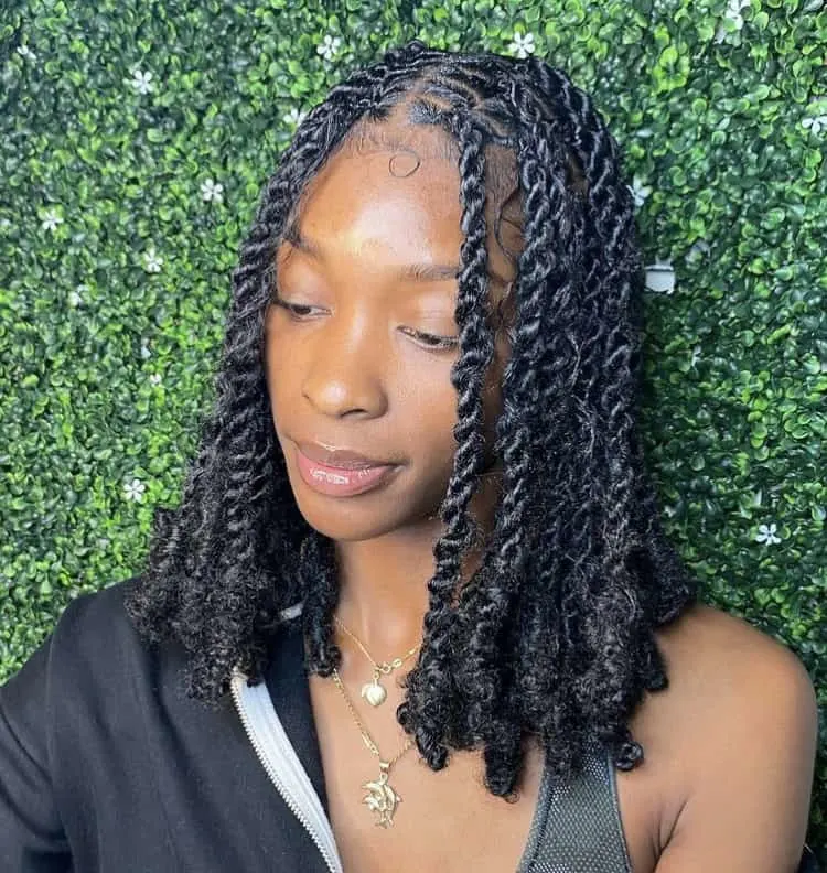 Invisible locs bob with loc knots