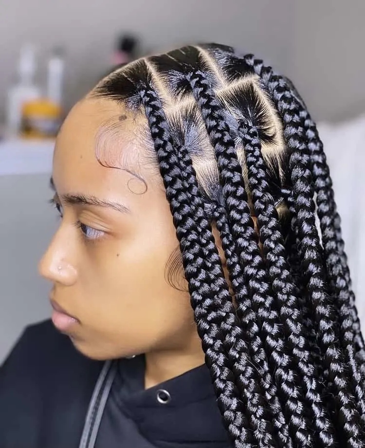 large knotless box braids