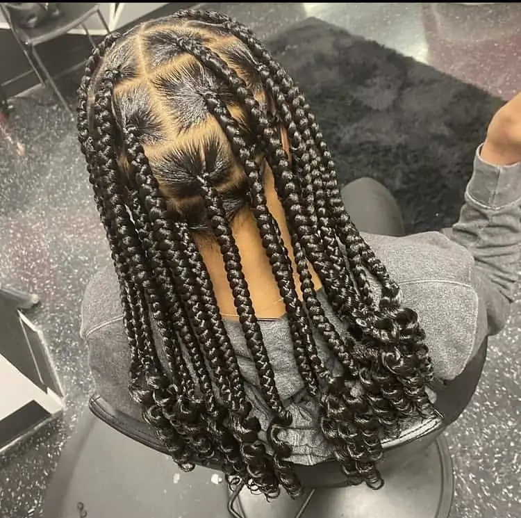 Knotless braids with curly ends/coi leray braids