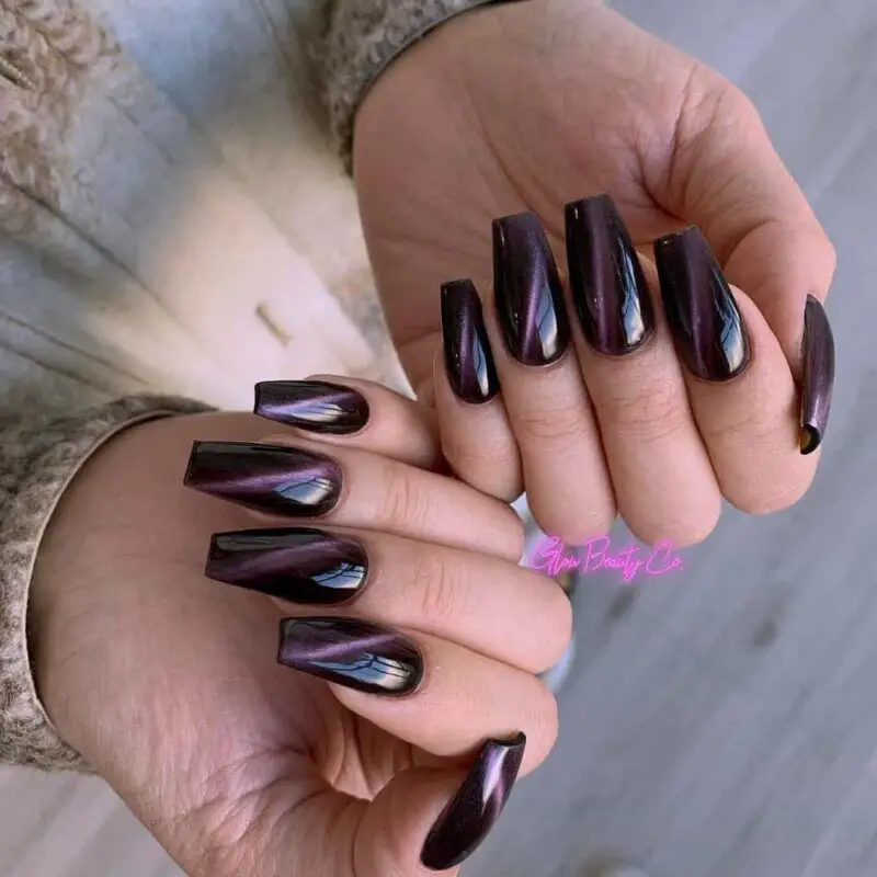 The hottest trend right now: cat eye nails including the classic cat eye nails design and interesting cat eye nail ideas