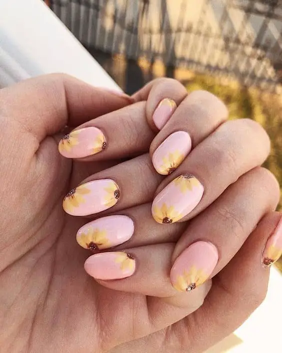 The best sunflower nails & sunflower nail designs