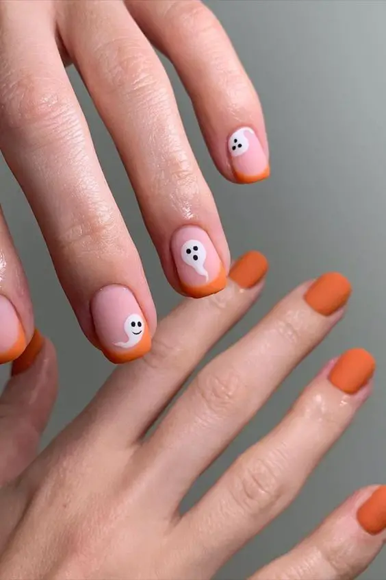 The best Halloween ghost nails designs to do