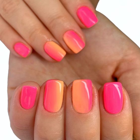 peach nails