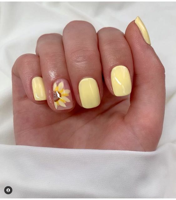 The best sunflower nails & sunflower nail designs