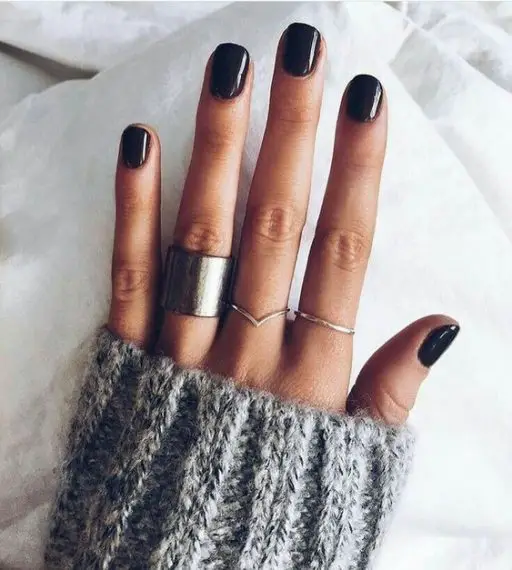 The best fall nails, fall nail designs, and fall nail colors this year