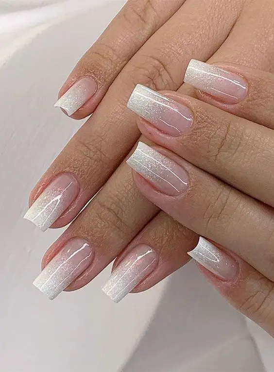 White valentine's nails