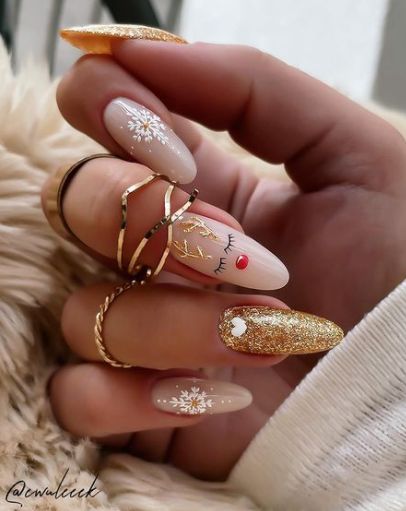 The best Christmas nails, Christmas nail designs, and Christmas nail ideas to try this year