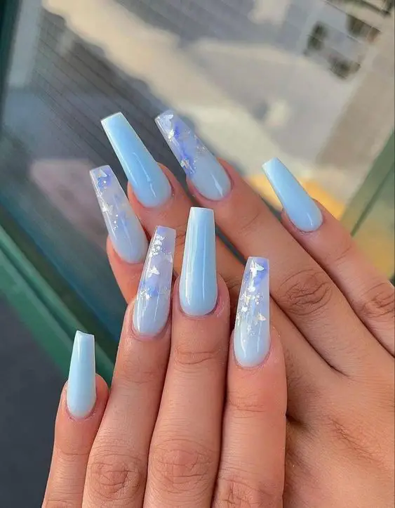 Baby blue nails and baby blue nail designs