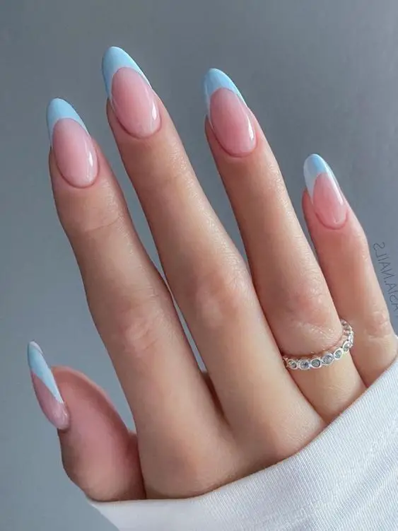 Baby blue nails and baby blue nail designs