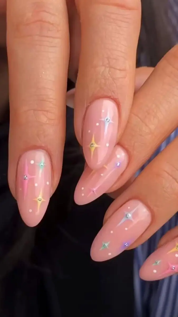 The best April nails and April nail designs for your spring nails