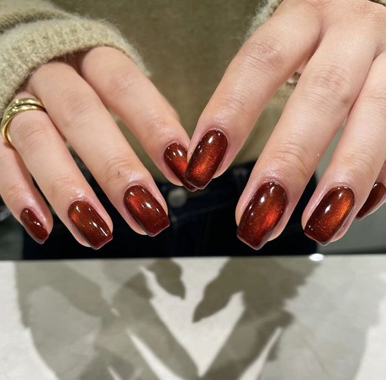 The best September nails and September nail designs for this fall