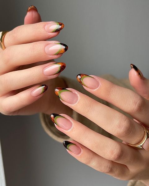 The best September nails and September nail designs for this fall