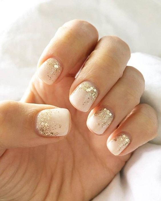 White and gold nails | White and gold nail designs | white and gold nail ideas