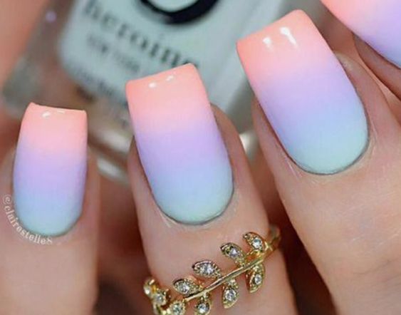 The prettiest pastel nails and pastel nail designs to try