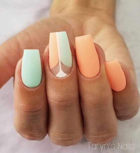 peach nails