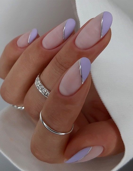 Light purple nails